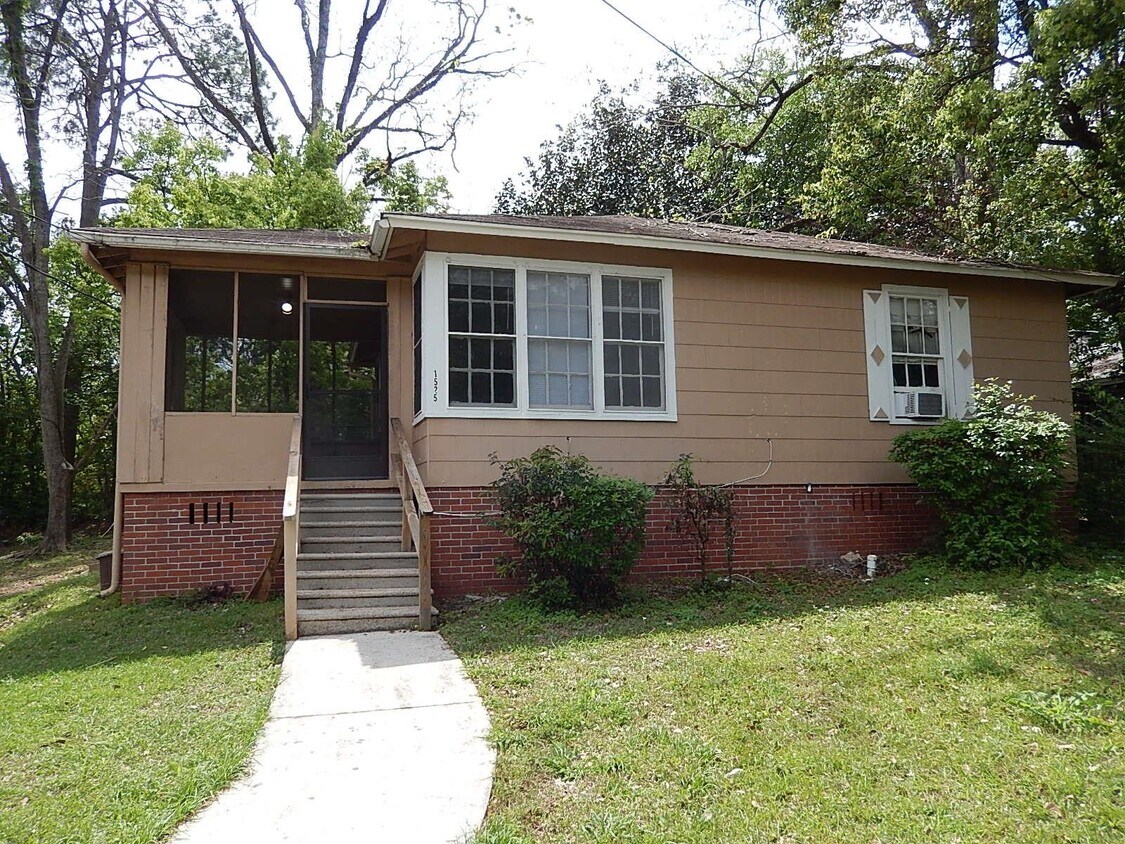 Primary Photo - 1525 Elberta Dr