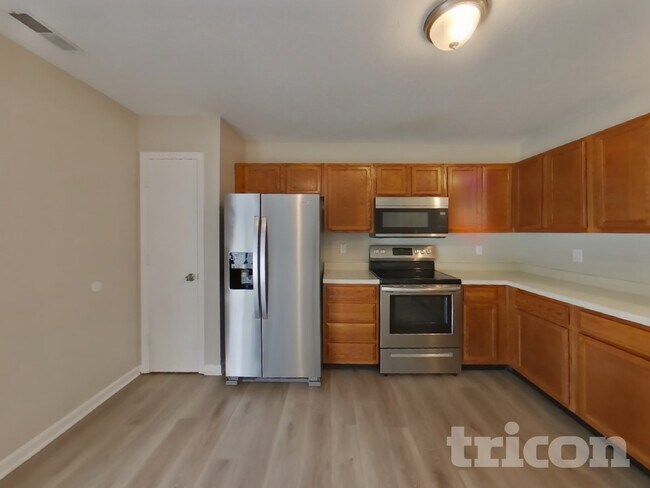 Building Photo - 2207 Goldeneye Cir