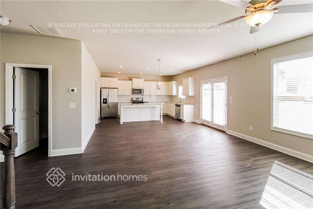Building Photo - 3396 BRYANT Mdw Cir