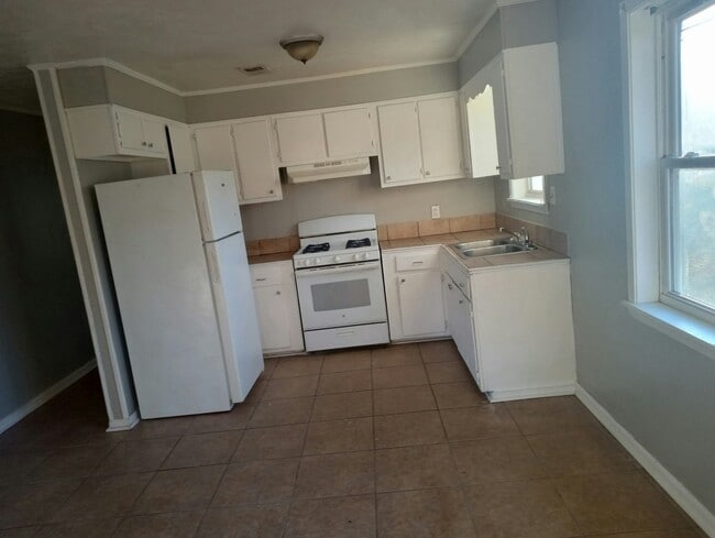 Foto del edificio - 2922 Beasley Dr