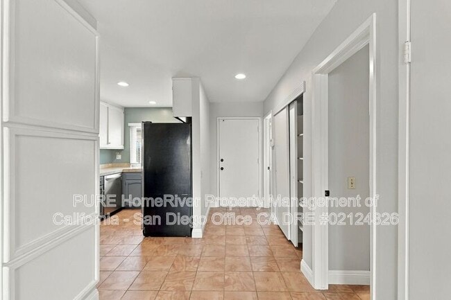 Building Photo - 11128 Poblado Rd