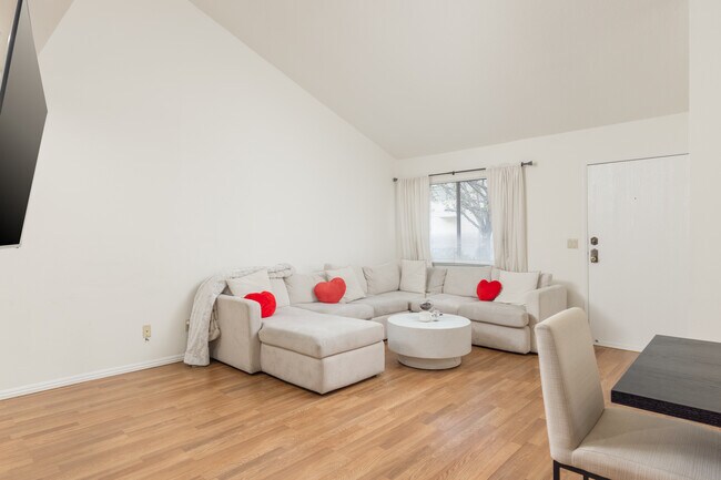 Foto del edificio - 18136 Oxnard St