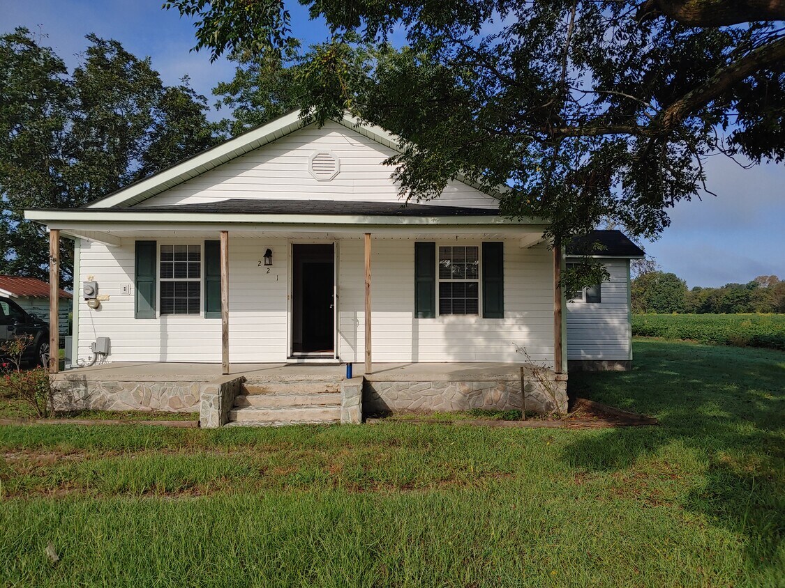 Primary Photo - 221 Princeton Rd