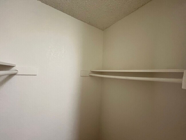 Building Photo - 9010 Tobias Ave
