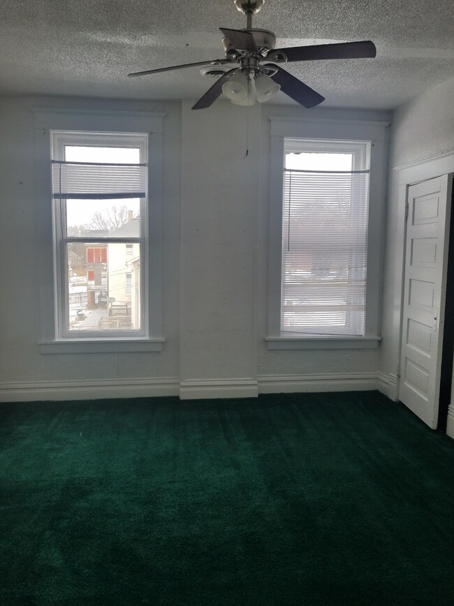 Foto del edificio - 402 S 15th St