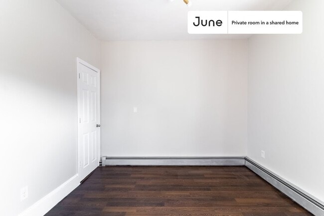 Foto del edificio - Room in Shared 4 bed/1.5 bath home