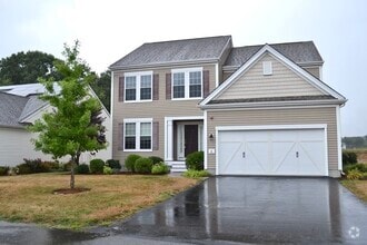 Building Photo - 8 Spicebush Ct