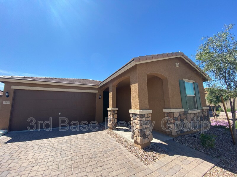 15425 W Edgemont Ave, Goodyear, AZ 85395 House Rental in Goodyear, AZ