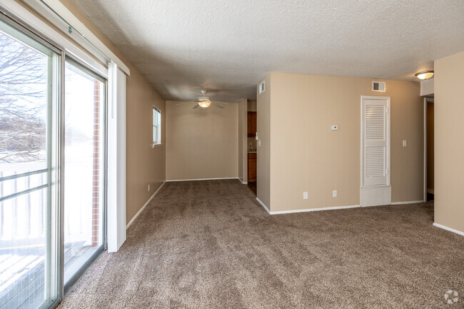 2HAB, 1BA - 954 ft² - Park Madison Apartments