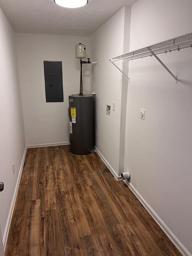 Foto del edificio - 208 Lane Dr