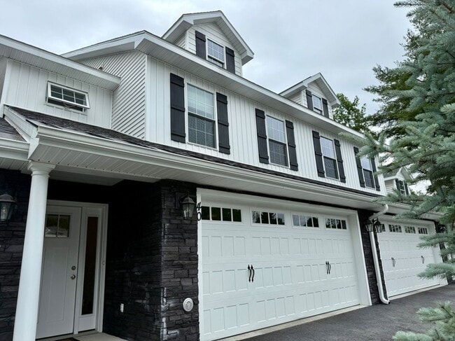 Building Photo - 40 Arcadia Ct