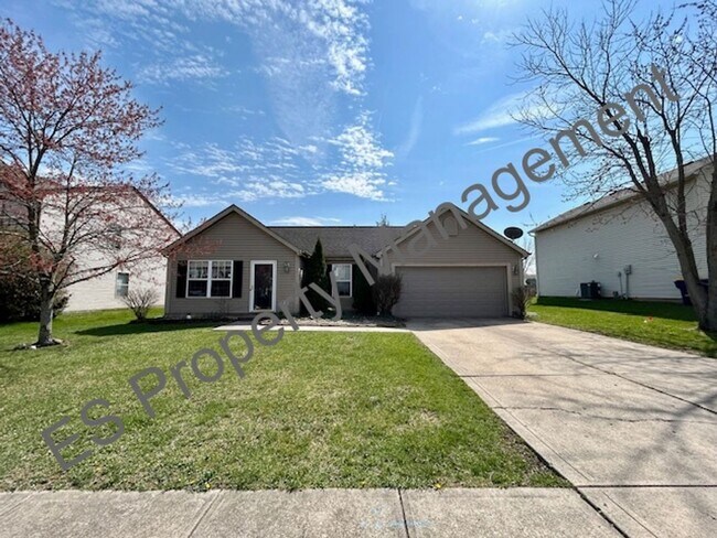 Building Photo - Wonderful 3 Bedroom 2 Bathroom Ranch Style...