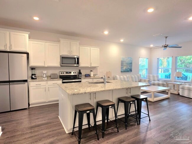 Building Photo - 7904 Sweet Retreat Ln