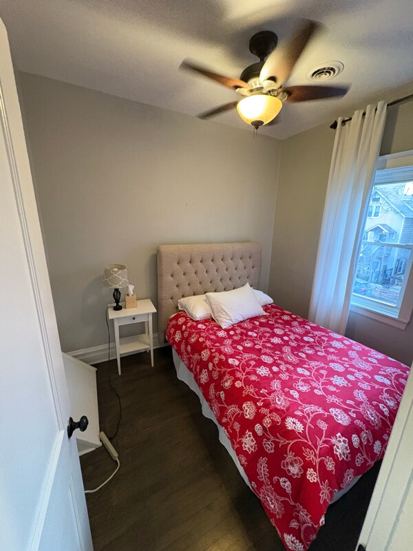 Photo - 3049 N Leavitt St Apartment