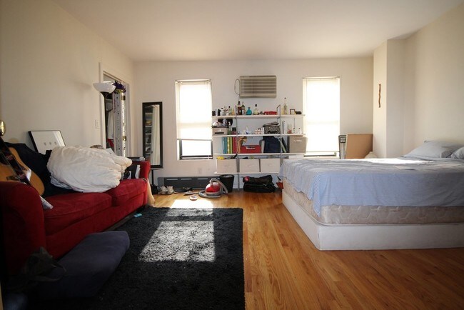 Foto del edificio - 626 Lorimer St