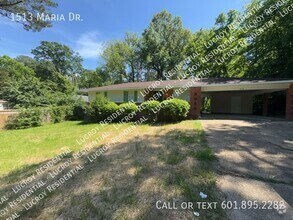 Building Photo - 1513 Maria Dr