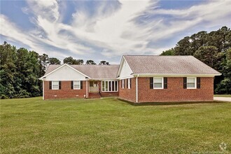 Building Photo - 329 Eddies Ln