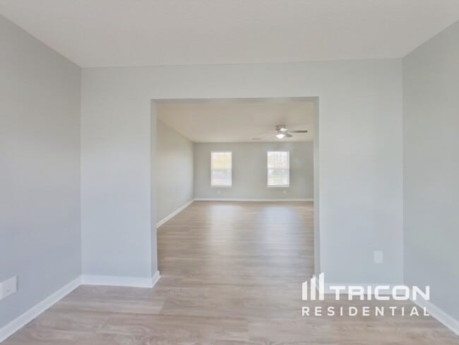 Building Photo - 108 Chethan Cir