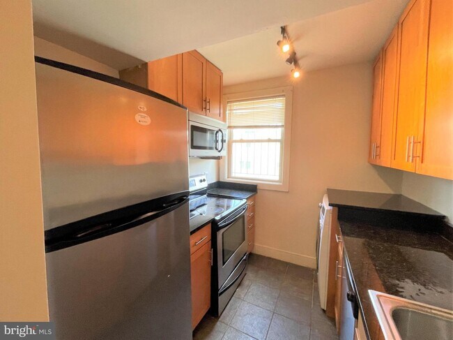 Foto del edificio - 2844 Hartford St SE