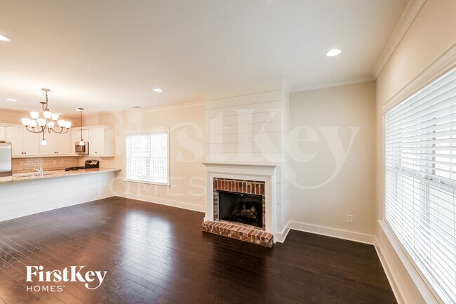 Foto del edificio - 2704 Wenonah-Oxmoor Rd