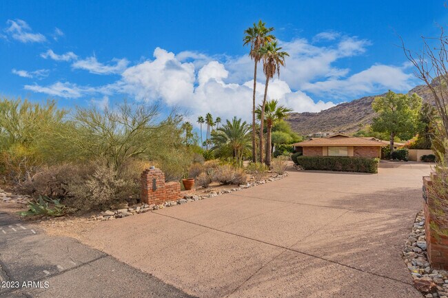 Building Photo - 5937 E Cheney Dr