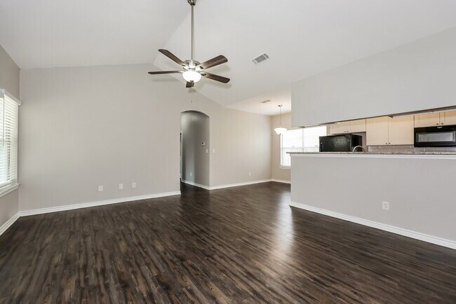Building Photo - 1812 Alanbrooke Dr