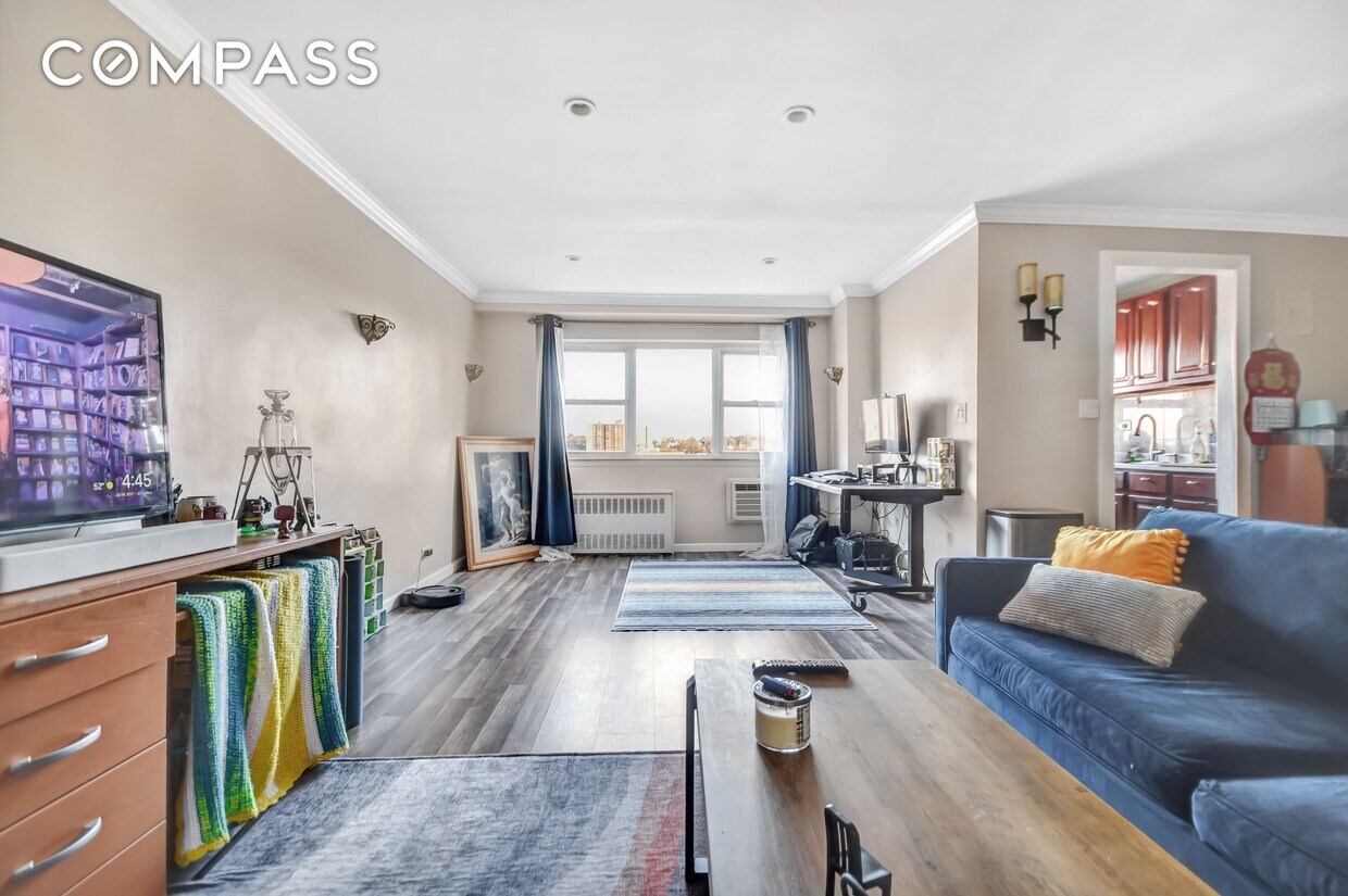 3240 Riverdale Ave Unit 4K, The Bronx, NY 10463 Room for Rent in The