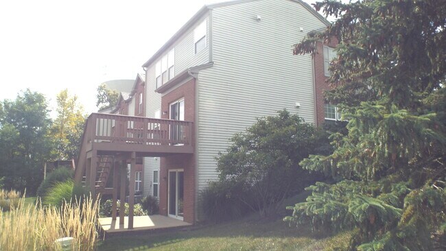Building Photo - 1463 Yellowstone Dr
