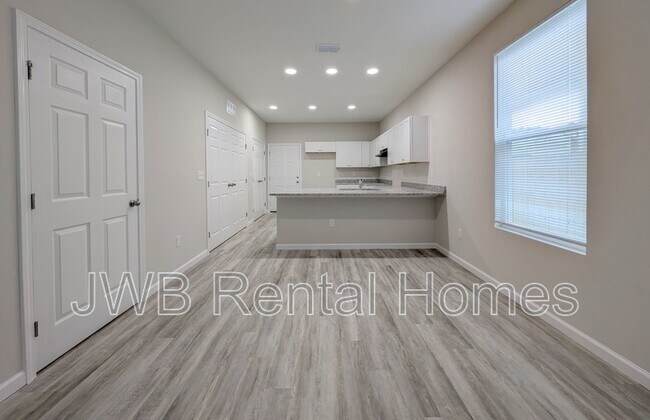 Foto del edificio - 256 E 18th St
