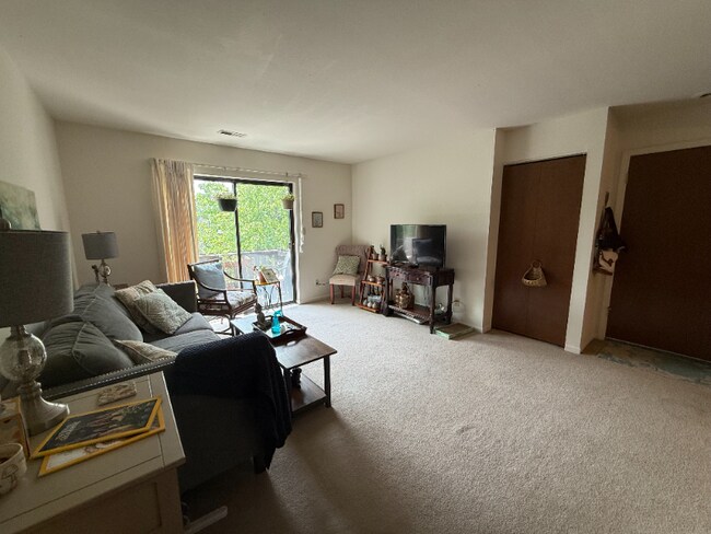 Building Photo - 104 Clinkscales Rd