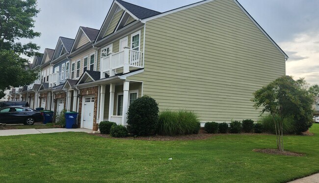 Foto del edificio - 7039 Chara Ln SW