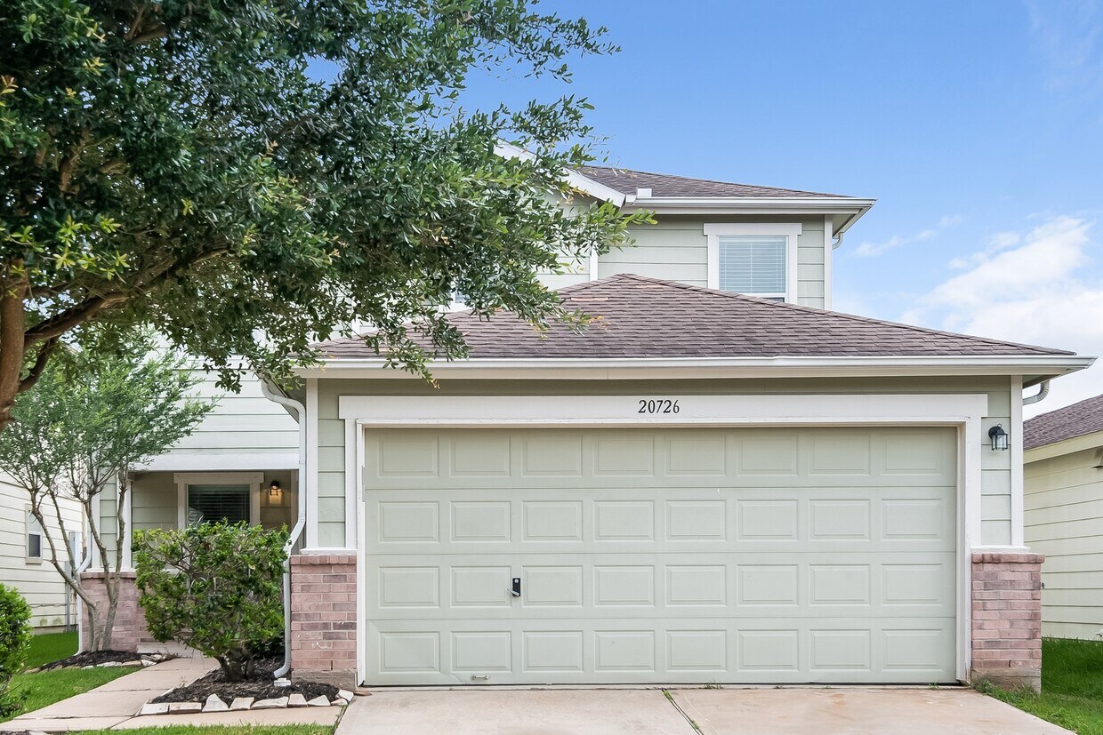 Foto principal - 20726 Desert Shadows Ln