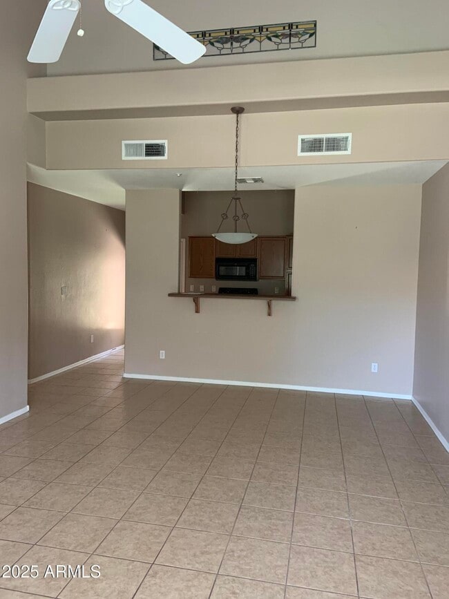 Foto del edificio - 7977 W Carolina Dr