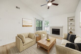 Building Photo - Falltree Apartments