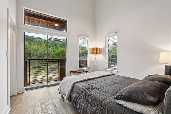 Foto del edificio - 8110 Ranch to Market Rd 2222