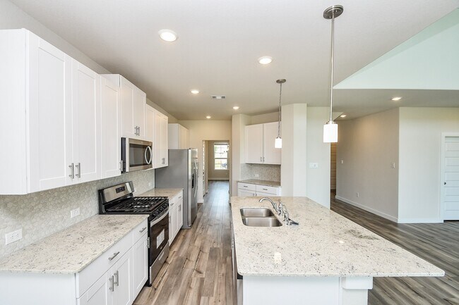 Building Photo - 5838 Wayne Wy