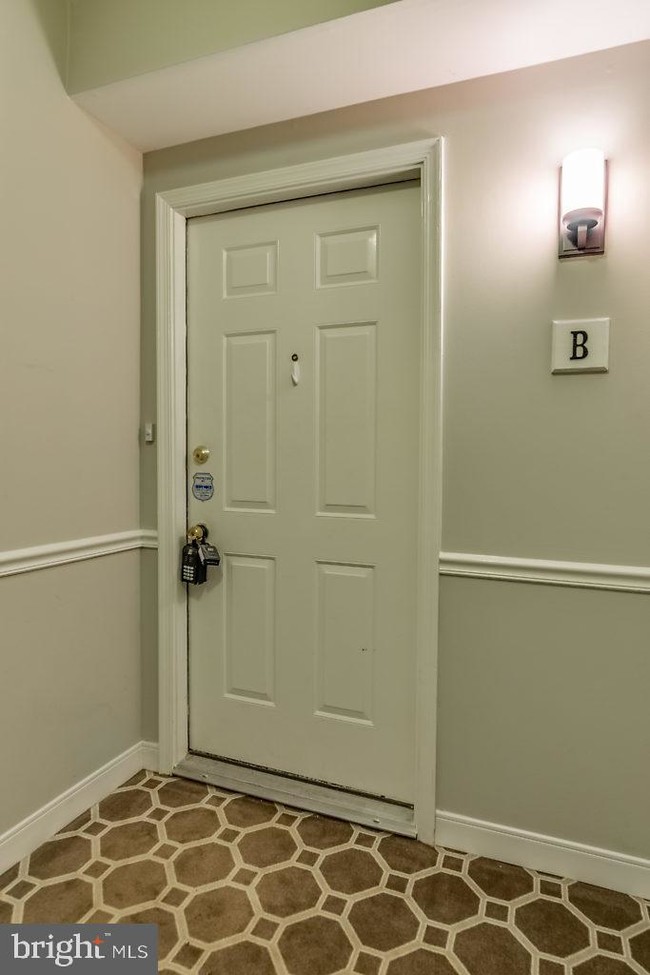 Foto del edificio - 7512 Ashby Ln