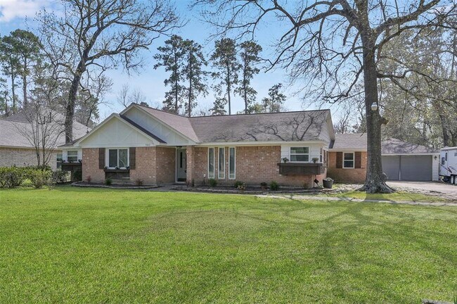 Building Photo - 7402 Ramblewood Dr