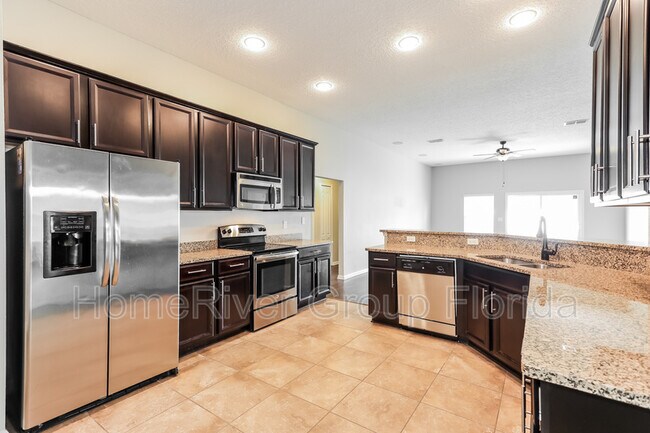Foto del edificio - 3904 Great Falls Loop