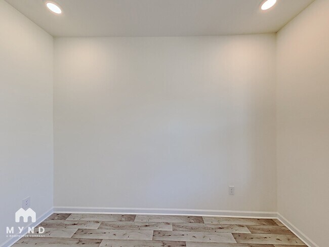 Foto del edificio - 354 Rayland St