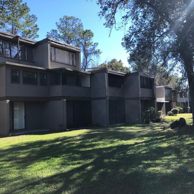 Building Photo - 613 SW 75th St
