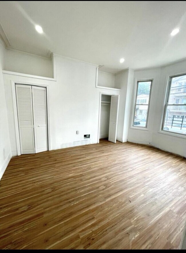 Foto del edificio - 98 Bleecker St