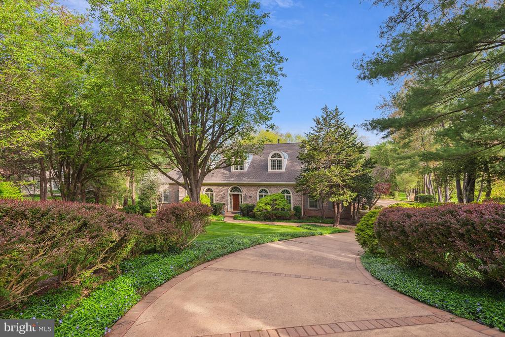 Primary Photo - 1156 Mill Garden Ct
