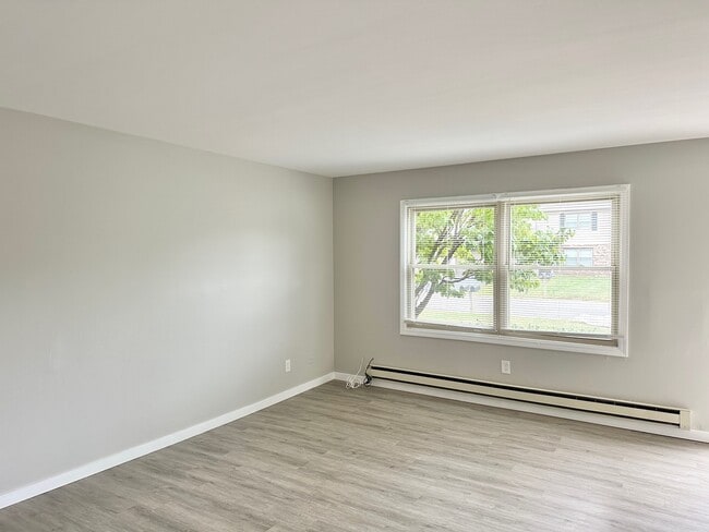 Building Photo - 2028 Kevin Dr