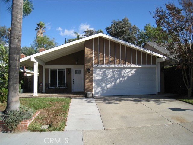 Primary Photo - 22852 Via Santa Rosa