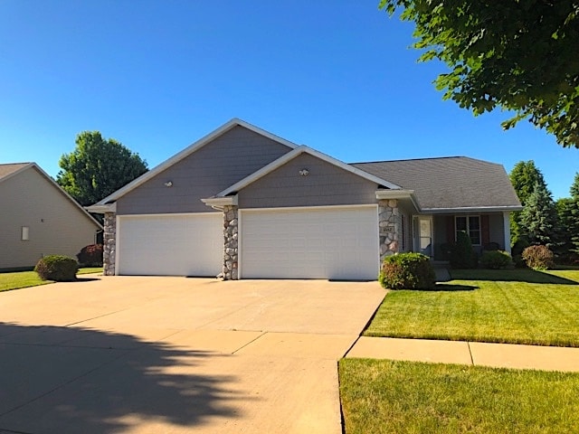 Building Photo - 605 Kramer Ln