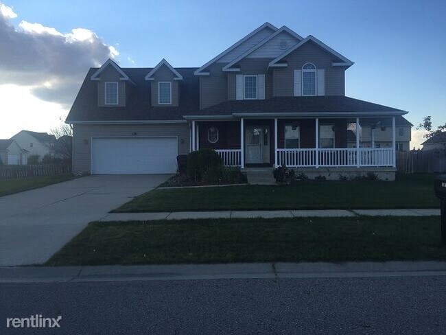 Building Photo - 4 br, 2.5 bath House - 1787 Hollowbrook Dr