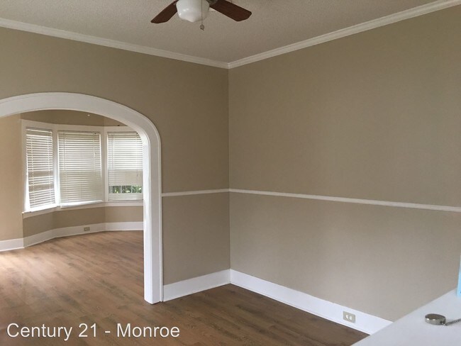 Building Photo - 2 br, 1 bath House - 706 Bres Avenue A