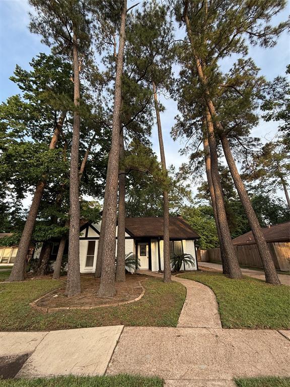 Building Photo - 15110 Forest Lodge Dr