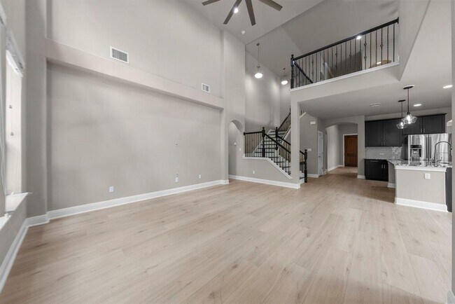 Building Photo - 4401 Trinity Woods St